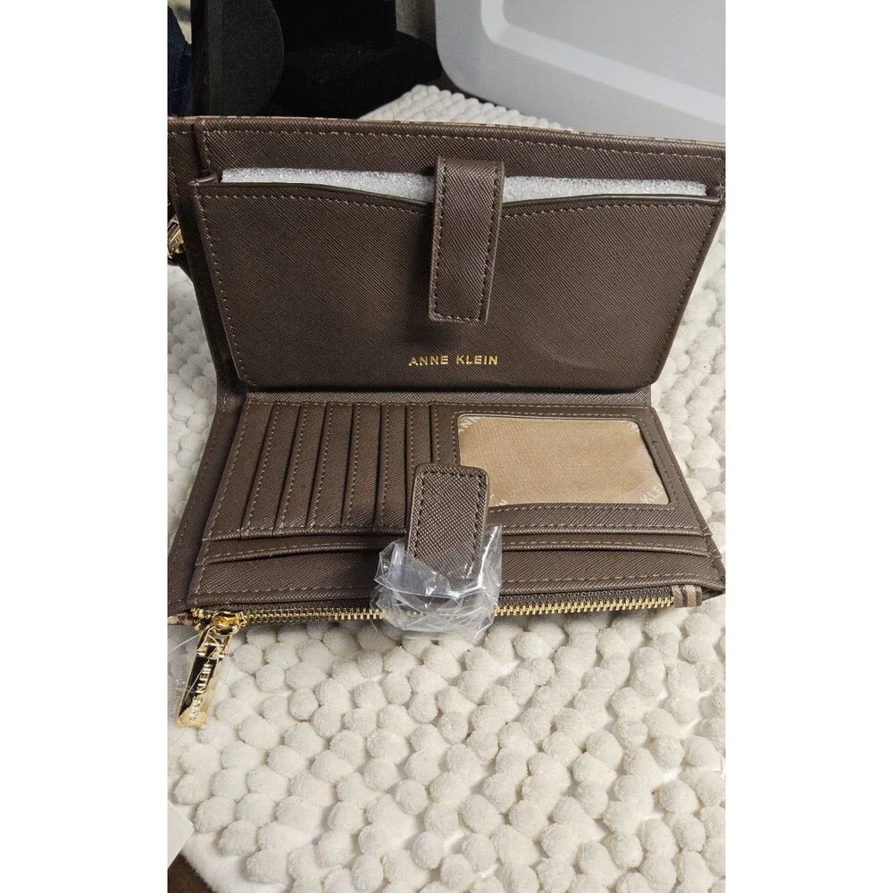 New Anne Klein Wristlet Wallet Espresso And Gold Hardware With Lion Accent #52